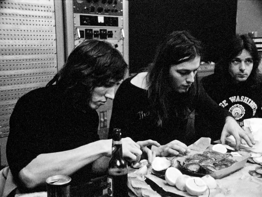 Chit Chat with Oysters